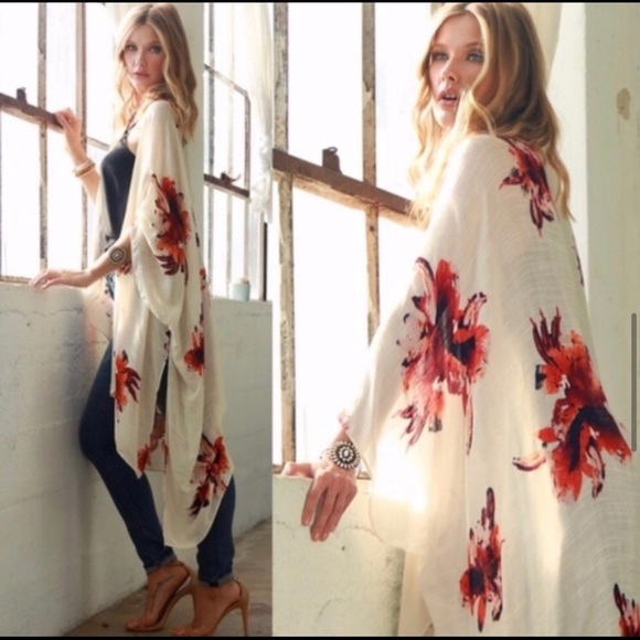 Tops - Cream Floral Kimono